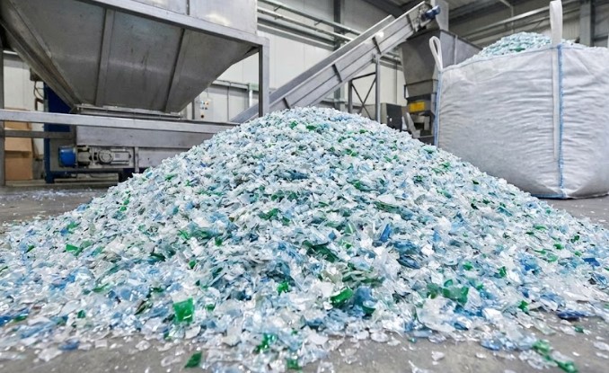 Hot Washed PET Flakes Hot Washed PET Flakes